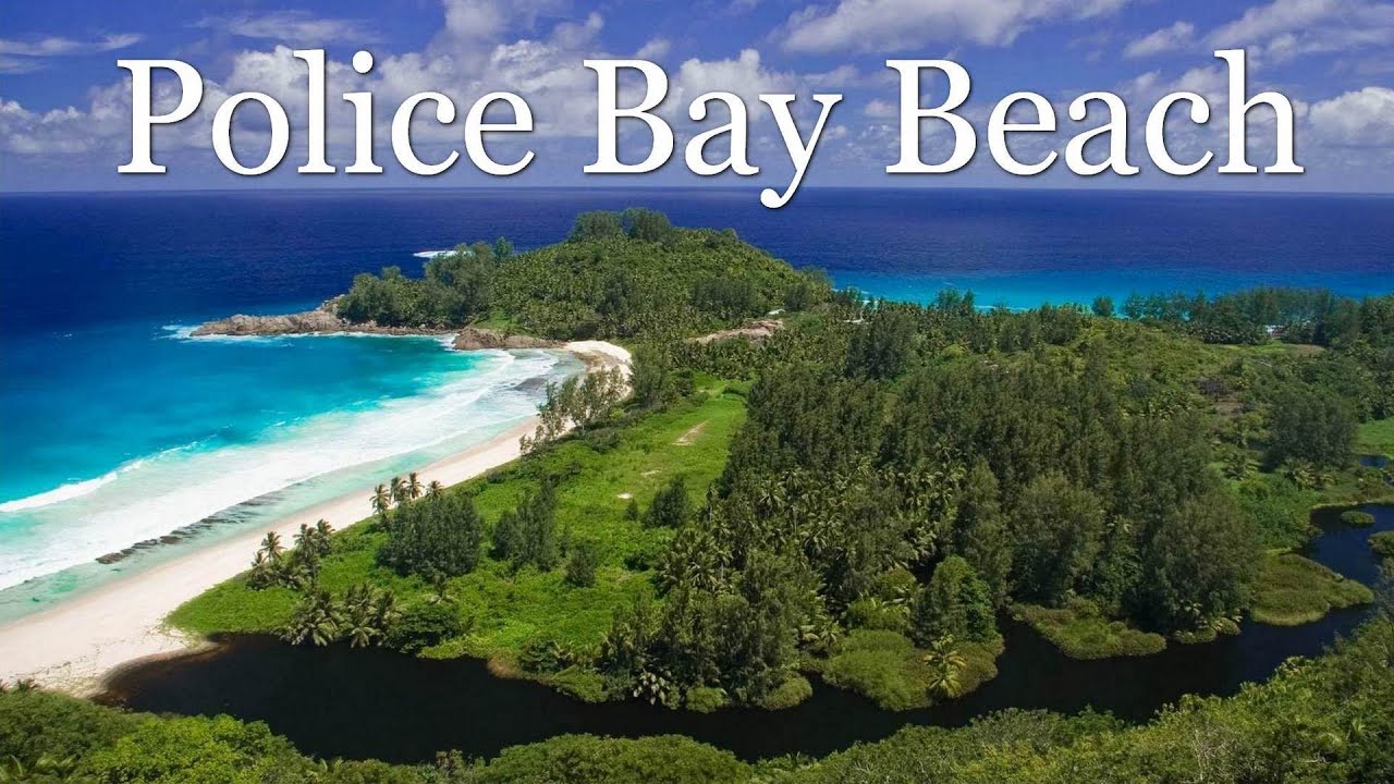 Police Bay Beach. Petite Police Beach. Seychelles