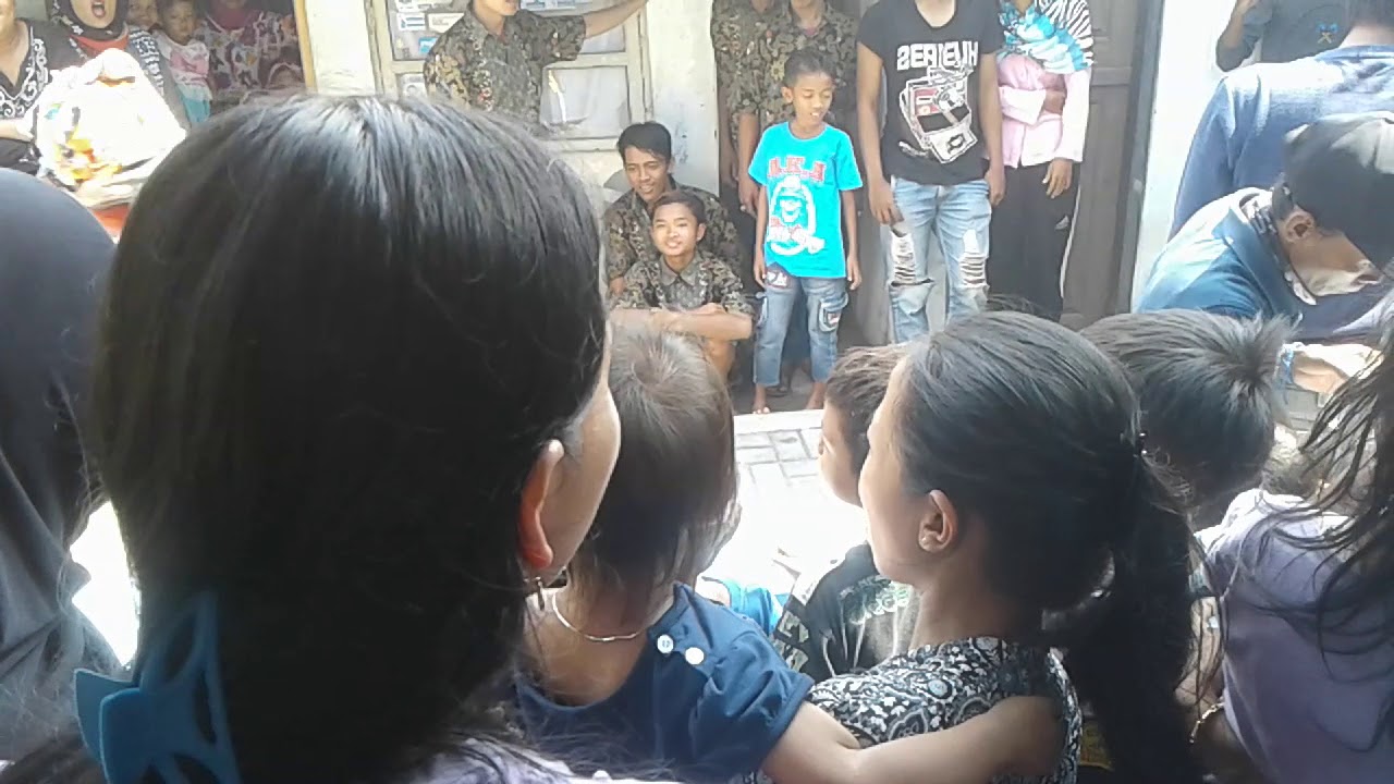 Kuda lumping Es lilin cabawan tegal