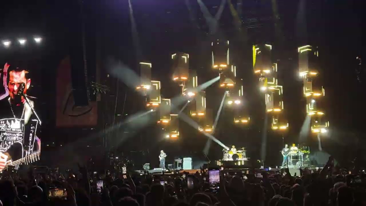 Muse - Plug In Baby (Madrid Mad Cool 2025, 10-07-2025)