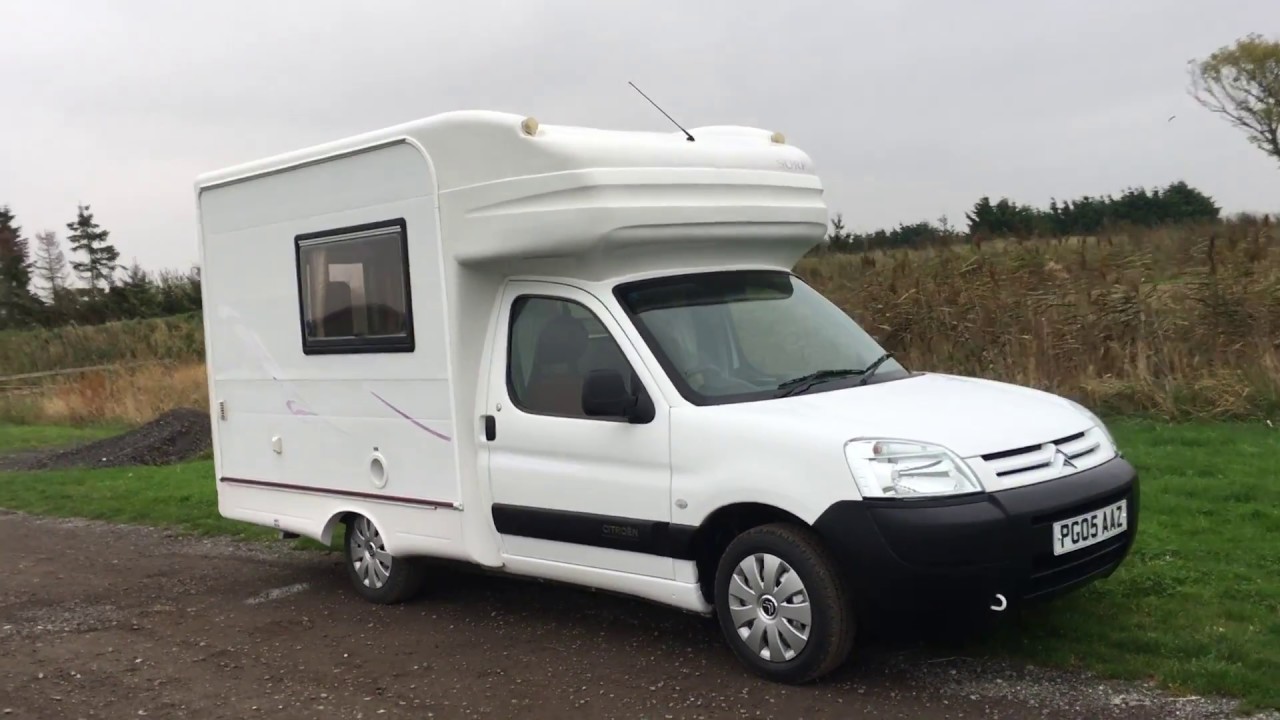 2005 NU VENTURE SURF IMMACULATE ONLY 13000 MILES!