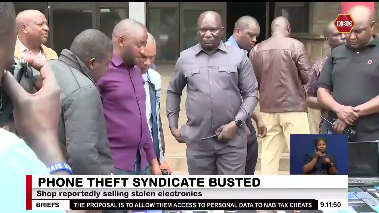 Police raid shop selling stolen phones in Nairobi&rsquo;s CBD