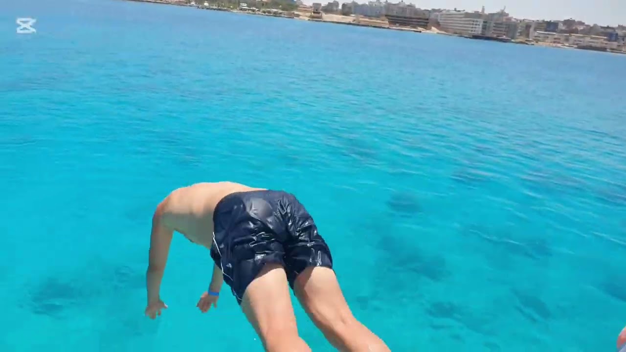 One, two, three JUMP 🛳 Dom Delfinów Hurghada 10.05.2025