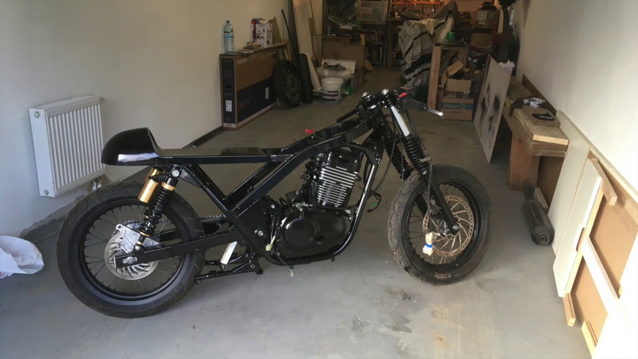Honda CB500 cafe racer