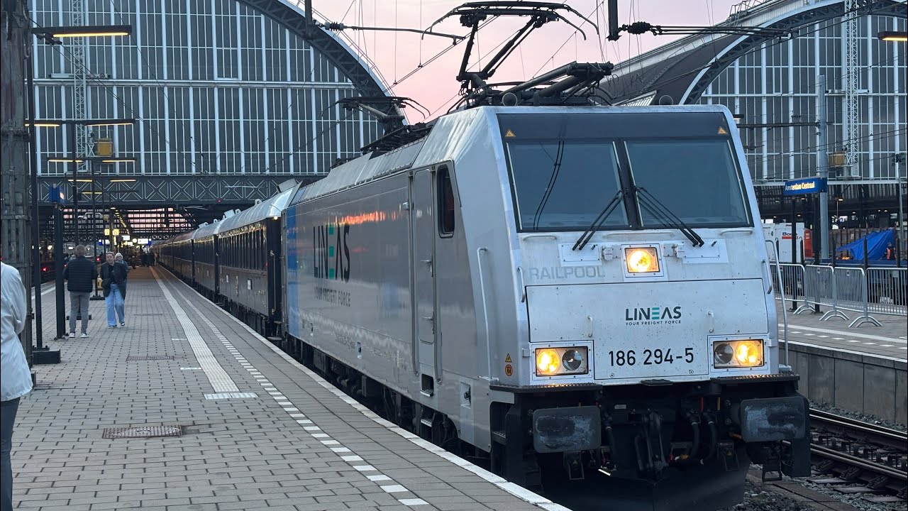 The Oriënt Express aankomst Amsterdam Centraal