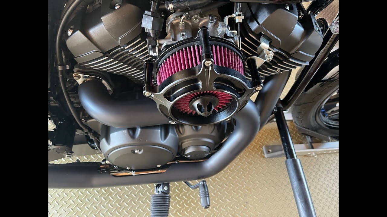 2014 Yamaha Bolt 950cc: Performance Air Filter Maintenance.