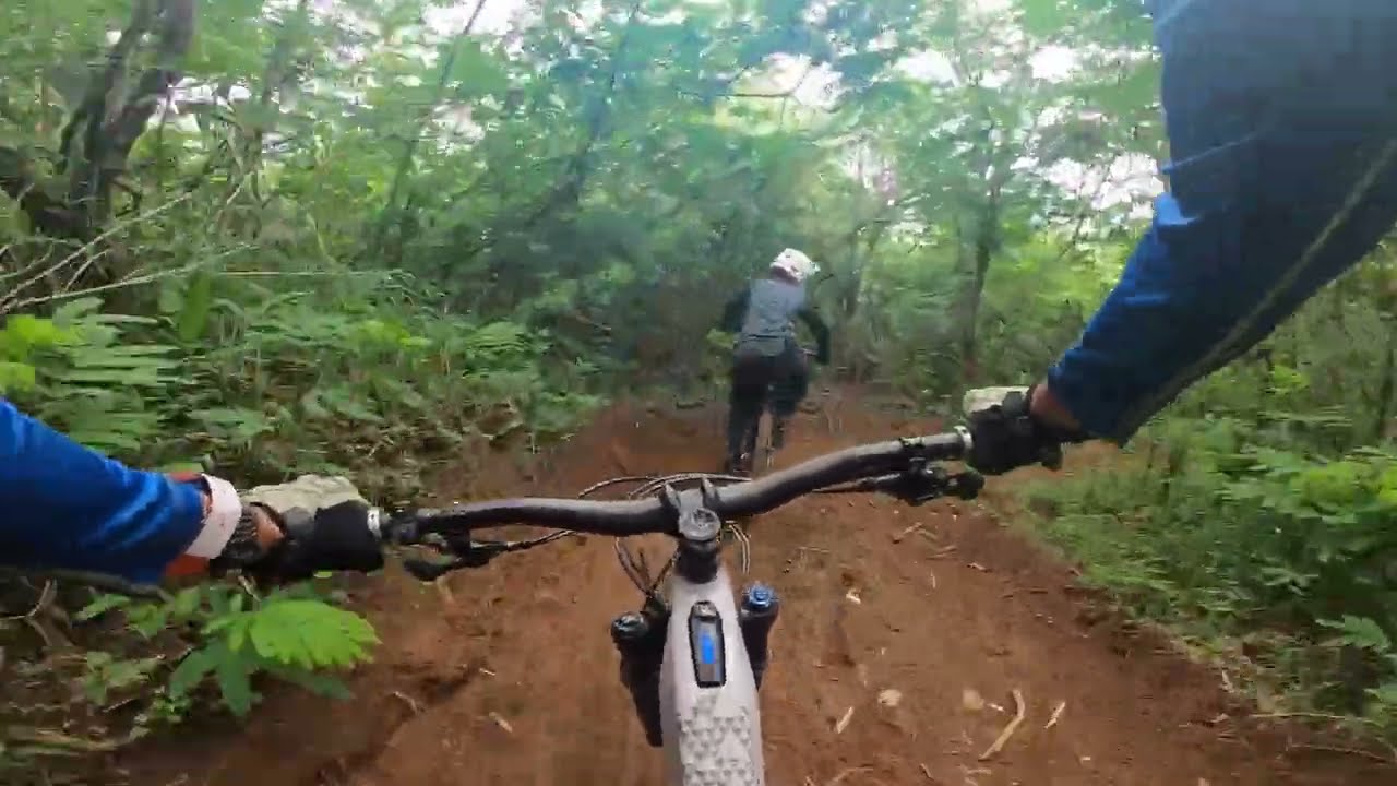 Newra Bike Park 2025 - Suryo follow Arzi