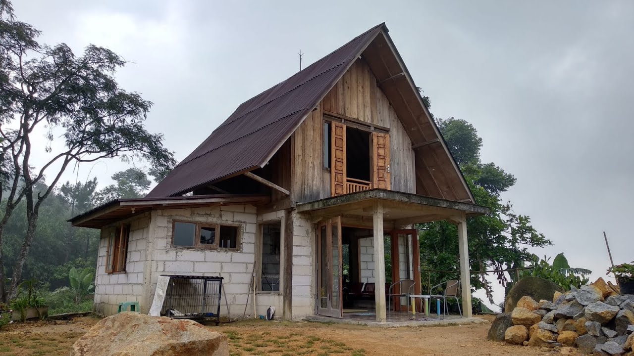DIJUAL VILLA KEBUN DI KAKI GUNUNG SALAK, PAMIJAHAN, BOGOR, JAWA BARAT