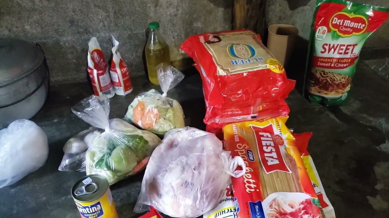 Pancit at spaghetti ang niluto ko po dahil birthday po ng aking kapatid.