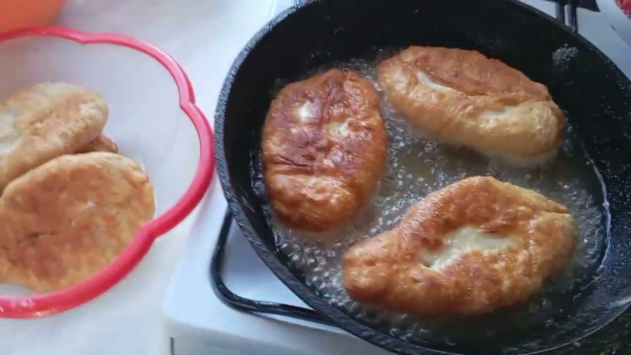 Будни нашей семьи.Жарим пирожки.