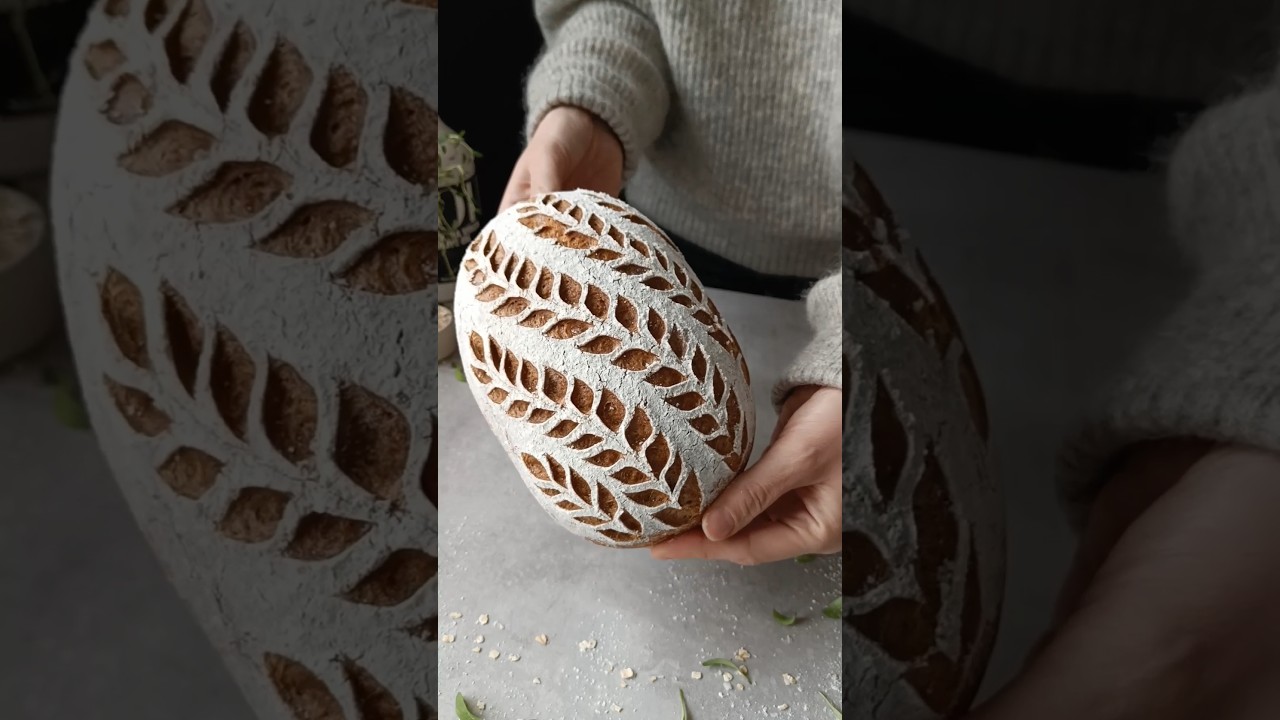 Delicious freshly baked gluten-free sourdough bread, or pain au levain 🤎