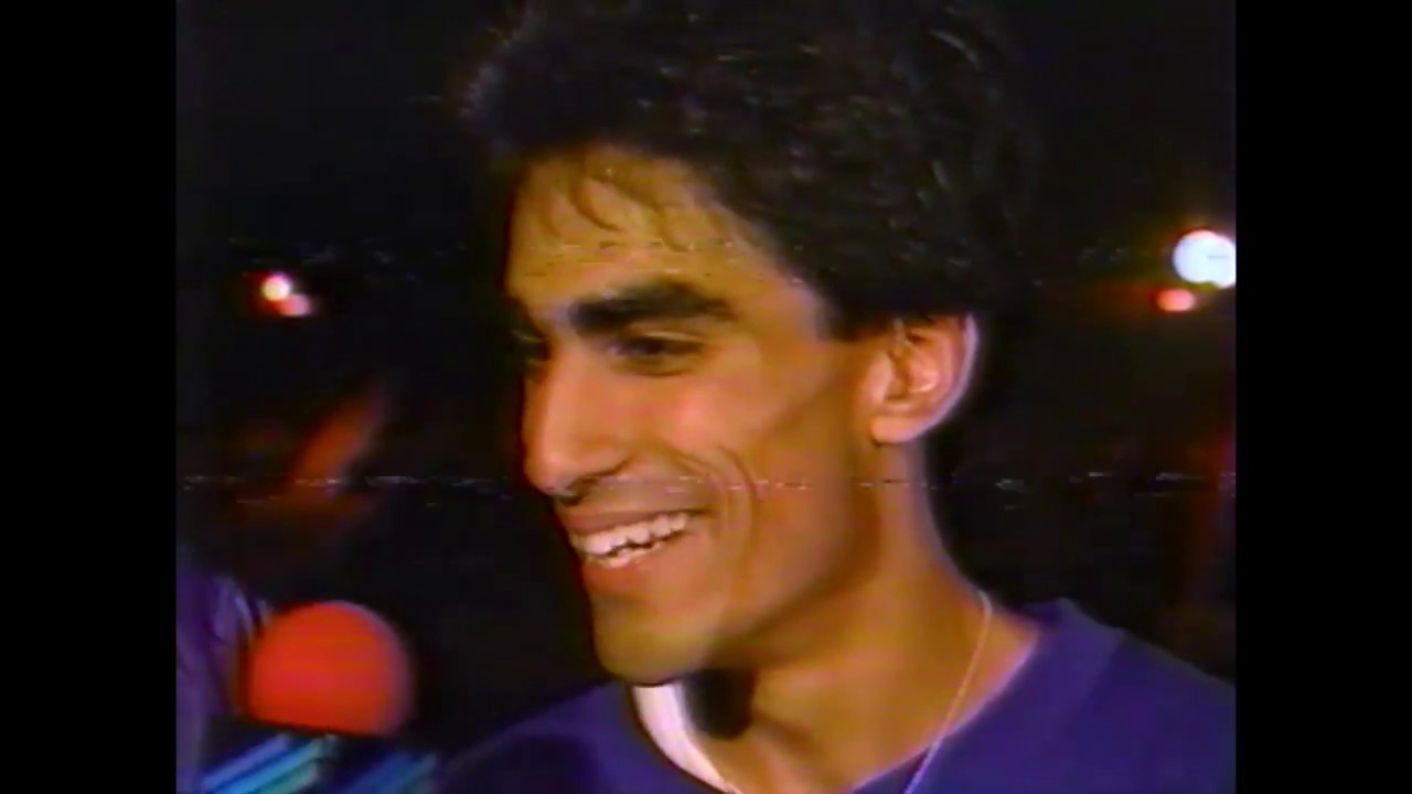 Joe Falcon's devastating kick (longer version) - 5000m - 1990 Prefontaine Classic
