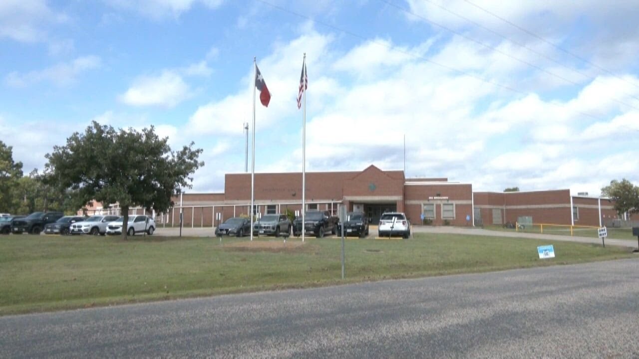 Collinsville ISD to hire investigator over educator allegations