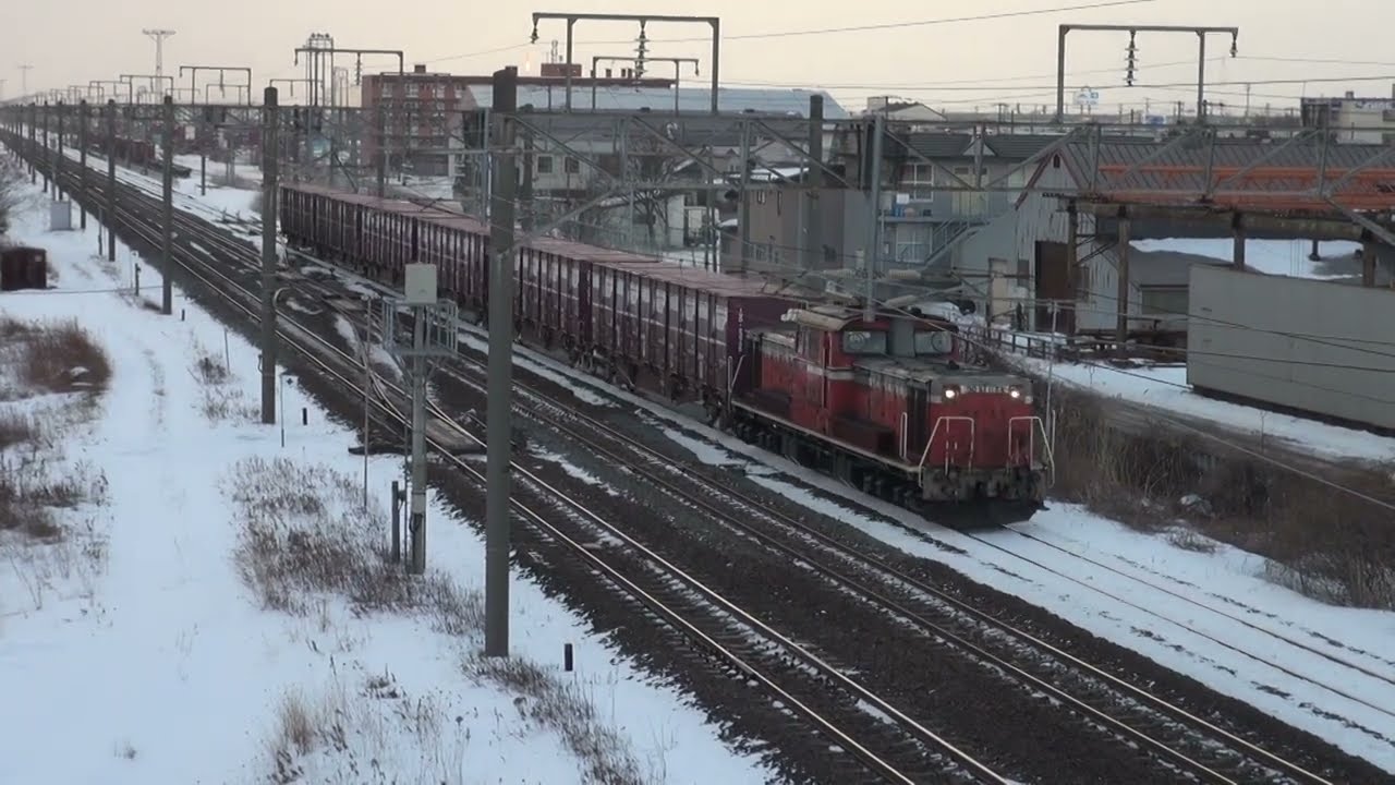 苫小牧界隈でデコボコ編成のキハ283系や王子貨物など (2013.1.20)