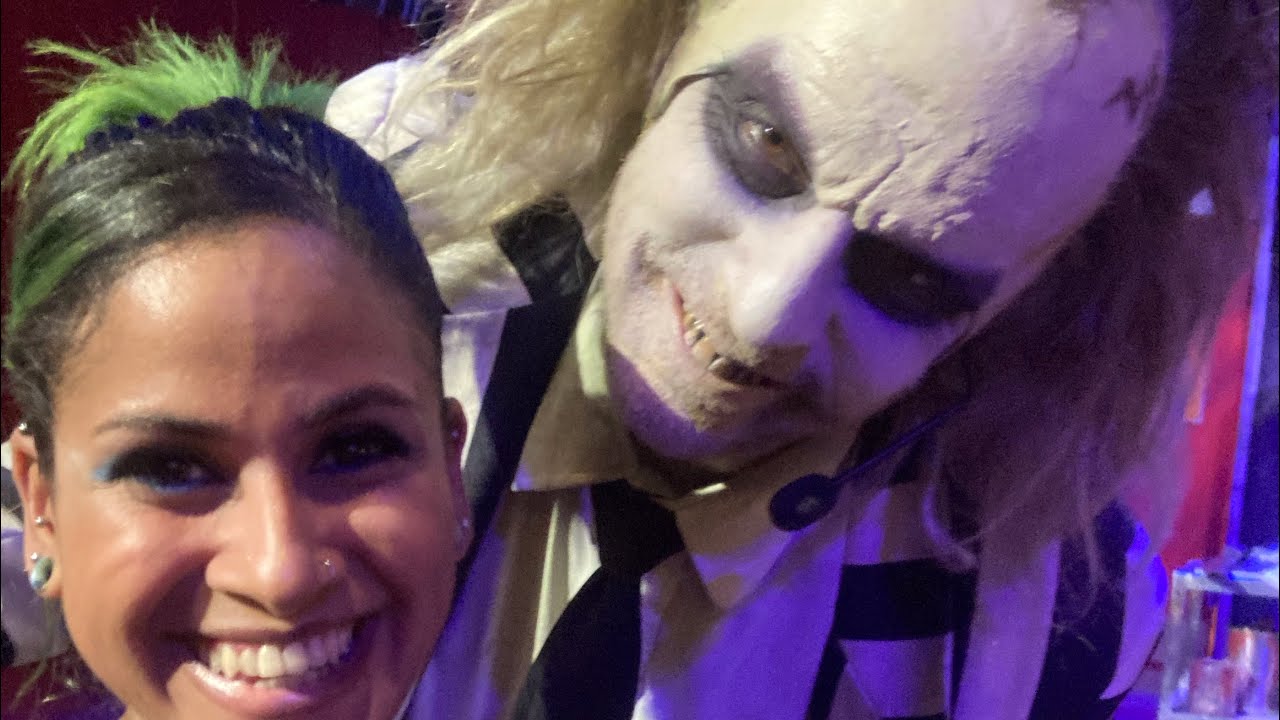 BeetleJuice at Universal Stuidios 2021 | Horror Makeup Show | Mortem Manor in Old Town