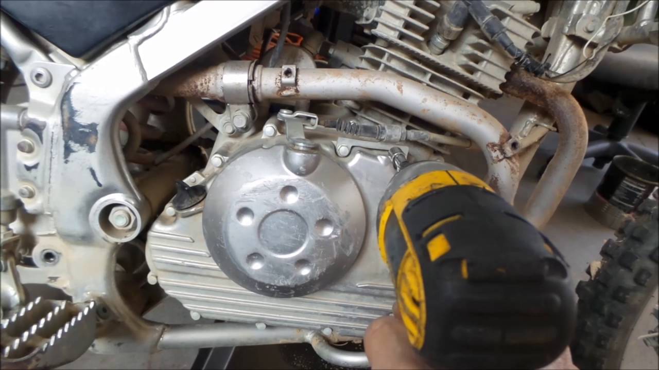 KLX140 Clutch Replacement VLOG Part 1 - Case Removal