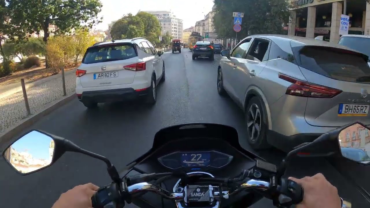Scooter Harmony Flow – Afternoon Relax Ride