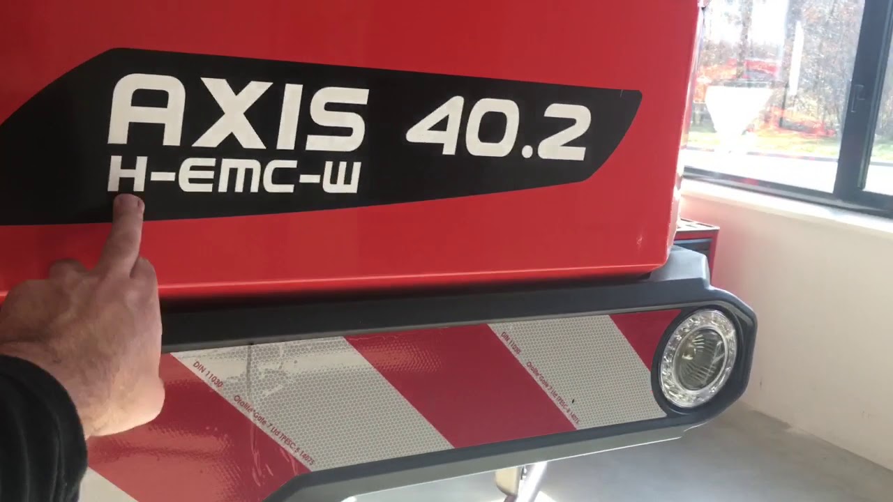 Франция, обзор разбрасывателя Kuhn AXIS
