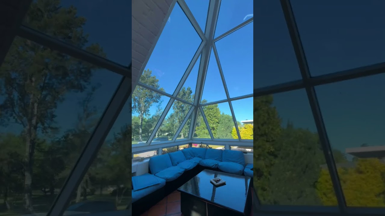 Casa de dise&ntilde;o en venta Marina Santa Luc&iacute;a