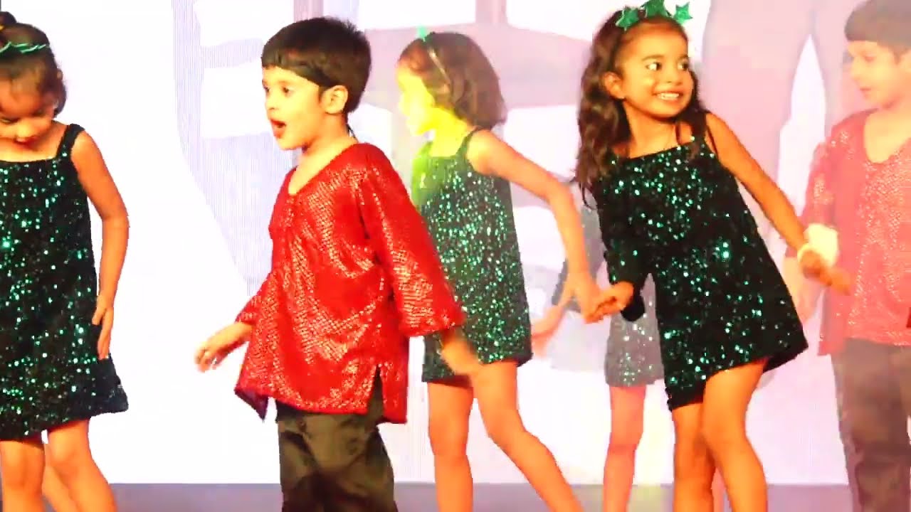 PADHOGE LIKHOGE BANOGE NAWAB| KINDERGARTEN KIDS DANCE |ANNUALDAY| SUNFLOWER PUBLIC SCHOOL NANDGANJ
