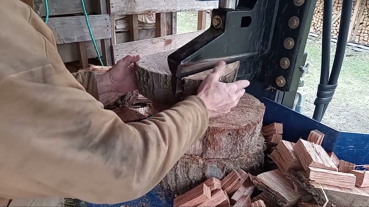Making Mini firewood on the 17vs