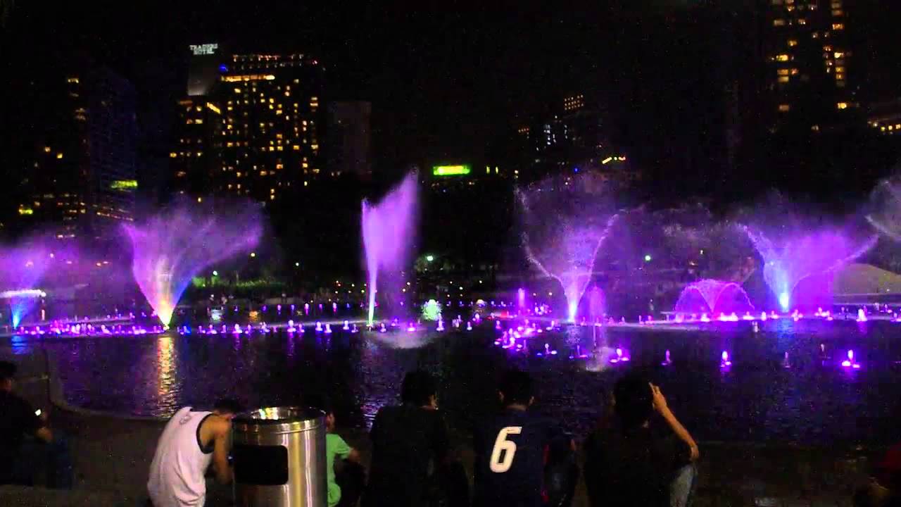 WATER ROBIK @KLCC - situasi by bunkface