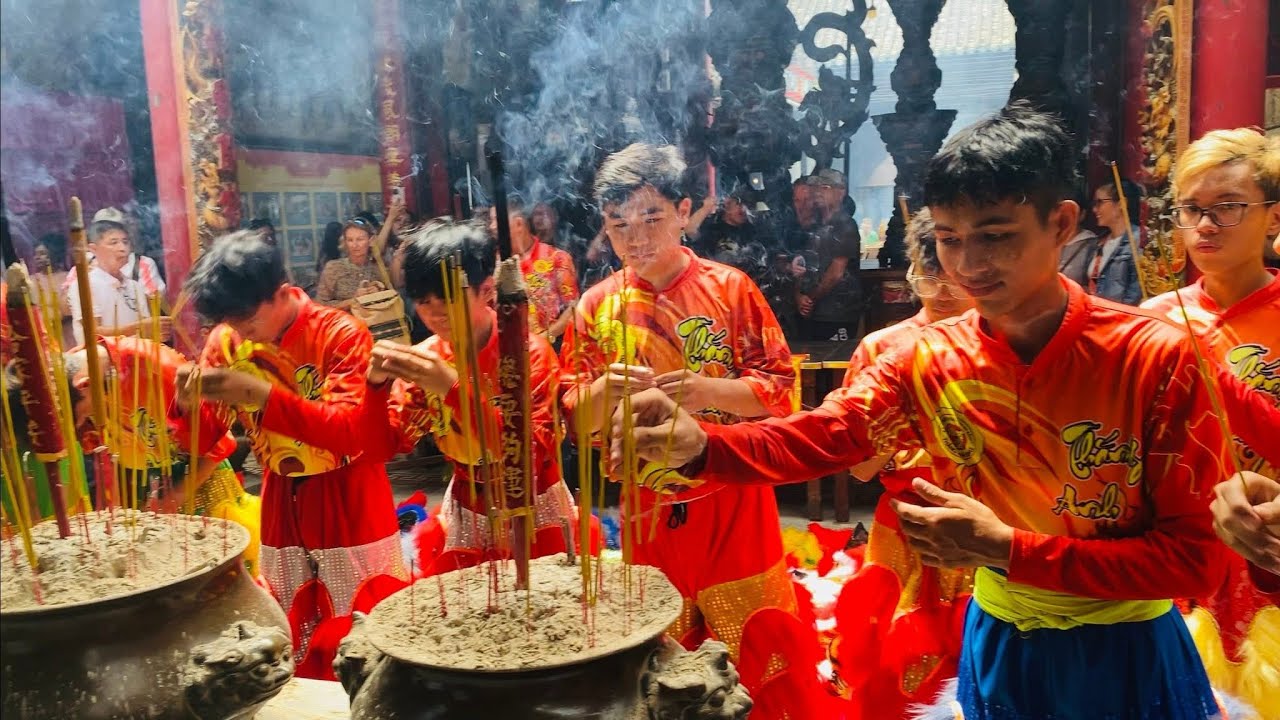 Tứ quý lân Thắng Anh Đường 