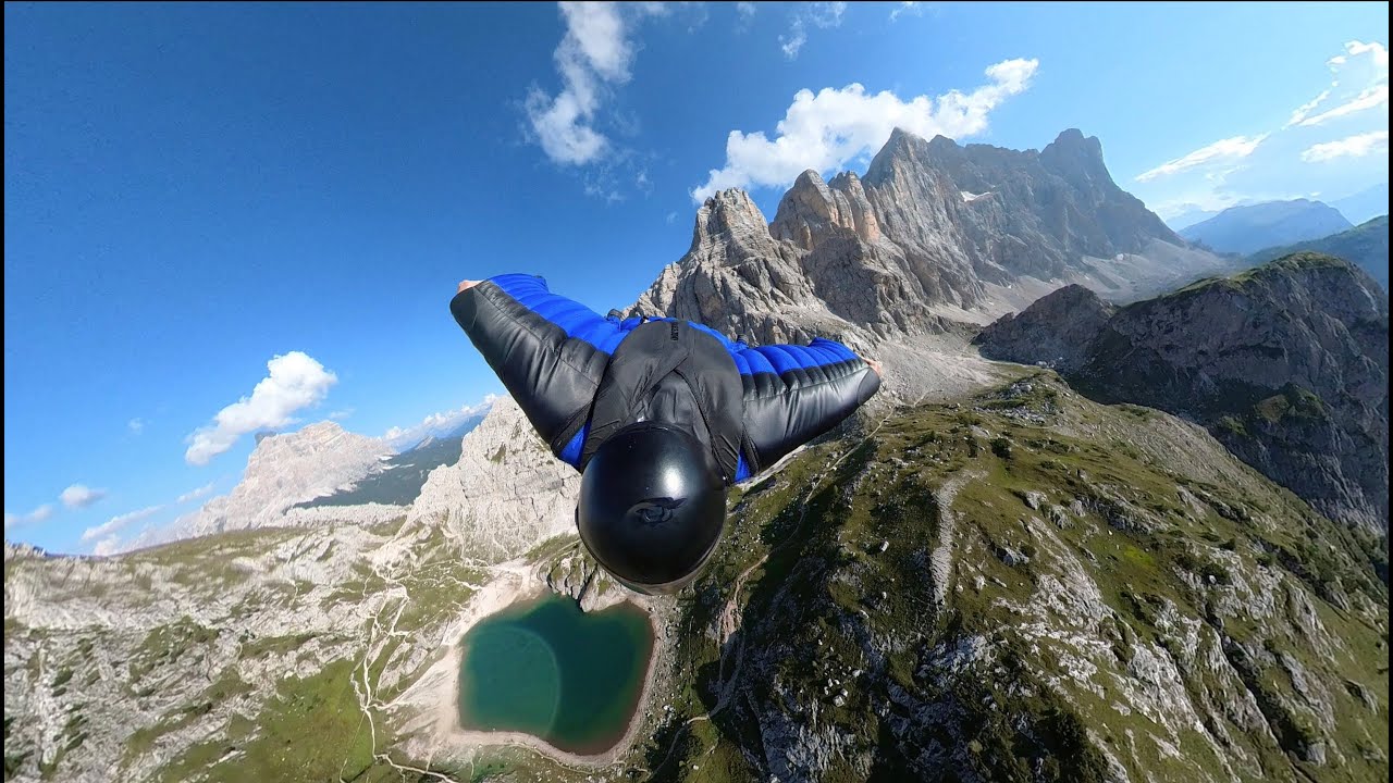 Punta Tissi  wingsuit - following the Civetta ridge