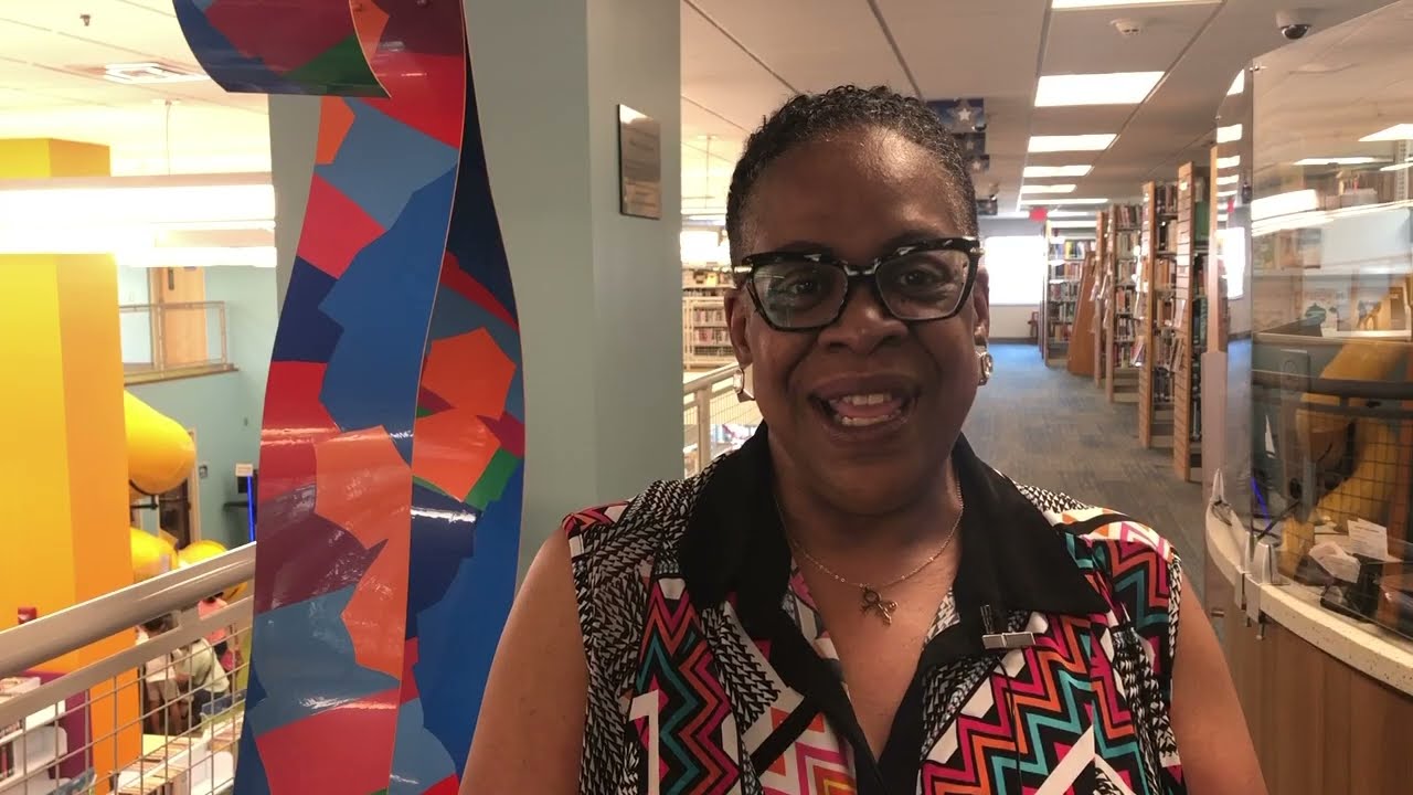 Roanoke Arts Commission Member Profile: Donna Davis