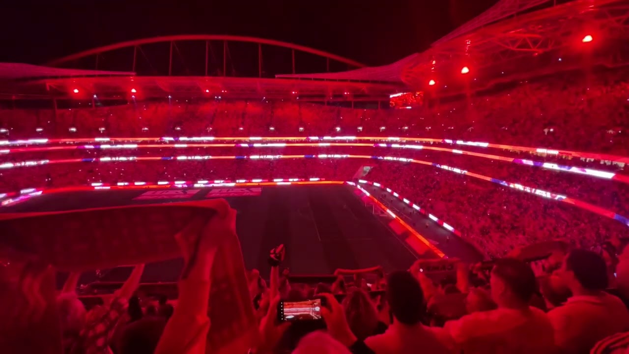 Espectáculo luz e som antes Benfica - Gil Vicente