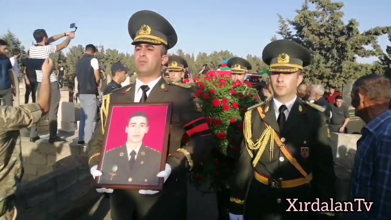Saray kəndi şəhid baş leytenat Hüseyn Nəcəfzadəni dəfn etdi