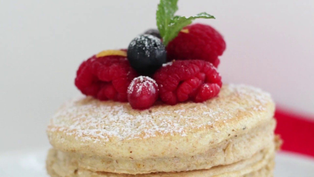 PANCAKE AVENA E ALBUMI! SOLI DUE INGREDIENTI PRONTI IN 2 MINUTI!Dietetici e proteici!RICETTA VELOCE!