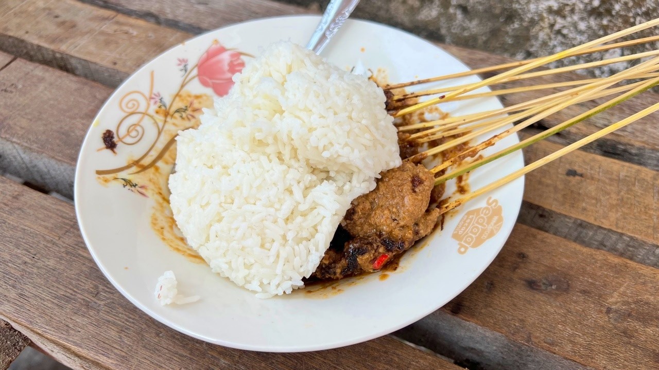 SATE KELAPA CAK DOL MANTAP DIJAMIN KENYANG!!