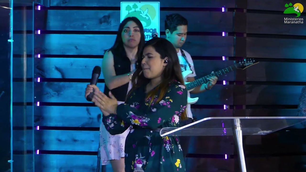 Gracia Sublime Es │ Vanessa Quiroga & Banda Luz De Noche │ EN VIVO