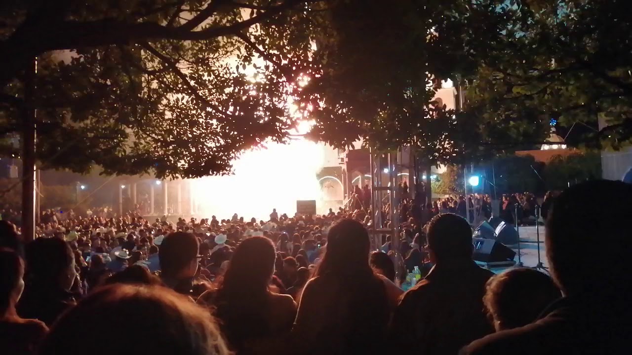 Fiesta de Chup&iacute;cuaro Guanajuato y quema del castillo