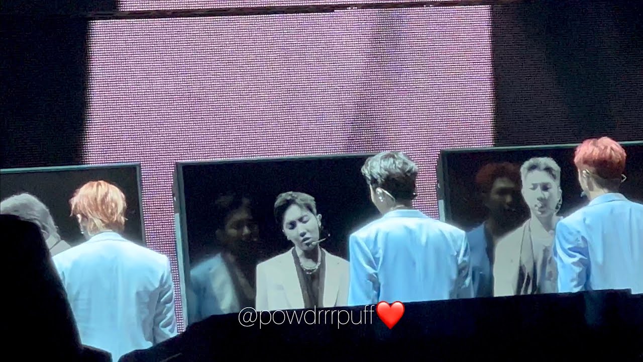 211202 - FANCAM - Blue & Grey - BTS PTD Day 4 @ SOFI - 4K 직캠