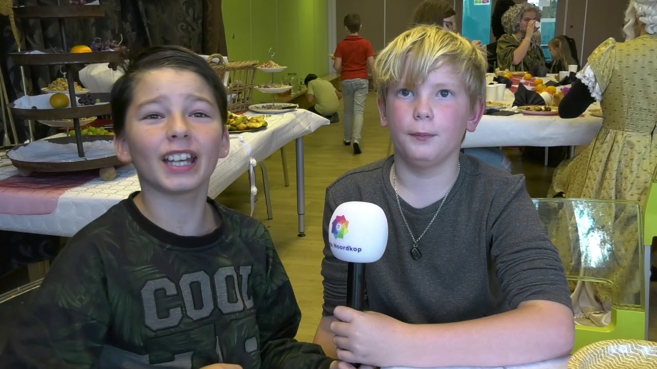 Feestelijke lunch op basisschool De Branding