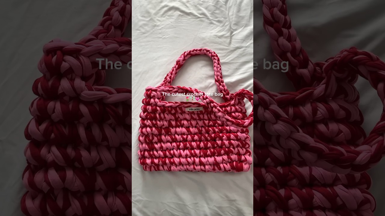 👆🏼easy crochet tote bag tutorial on my channel💗 #crochettotebag #crochettutorial #crochet