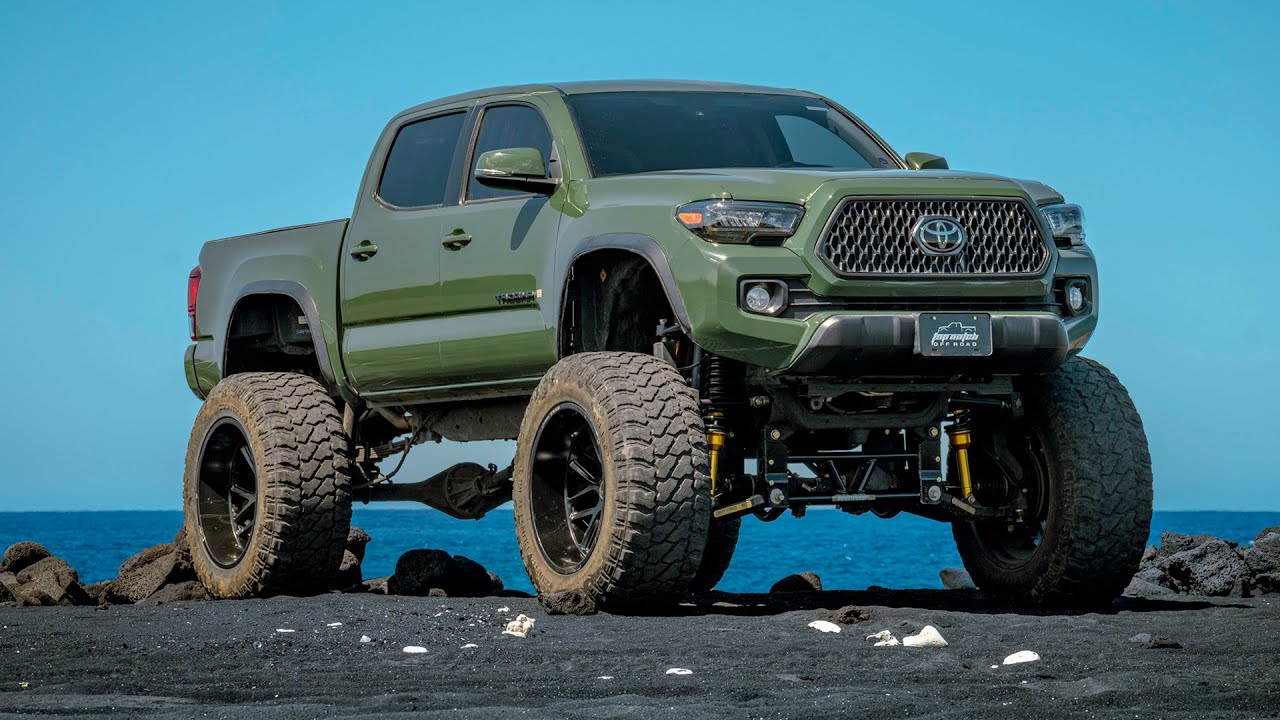 14" Tacoma: An Epic Drive Through Hawaii