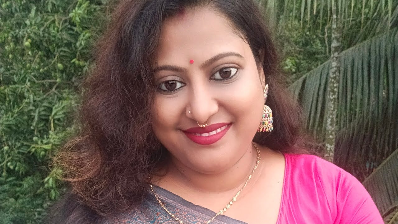 কেউ একজন বলেছিল আমার চোখ নাকি কথা বলে, সত্যি কি আমার চোখ কথা বলে?
