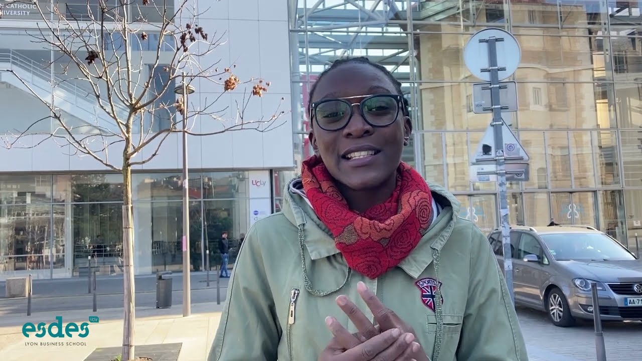 Linda from Kenya tell us about our Master in Management!