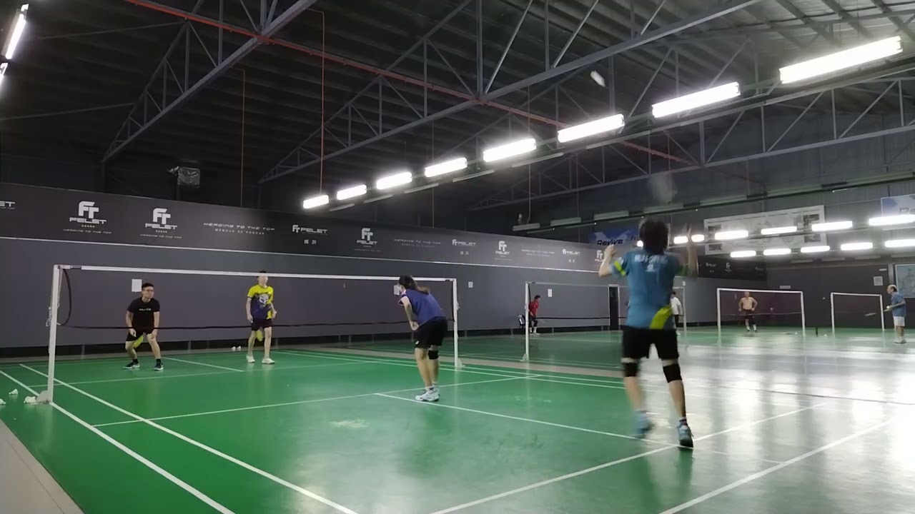 羽燕24/2/2026小燕子xuan vs叶健辉yaphongyi 