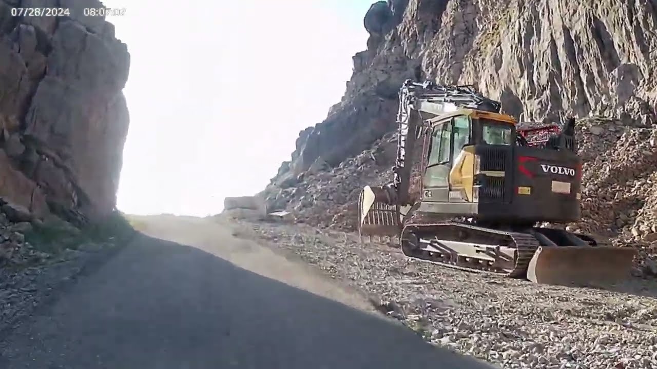 Le Col de Fauniera et le Col d'Esischie au dessus de Sambuco en Ural