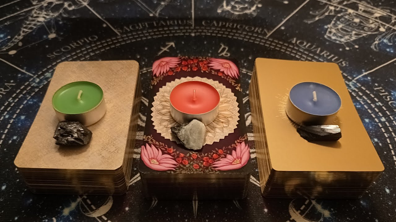 What's hidden from you? 🔎🌫️🤔 (Unlimited Reading⌛️): Choose a Deck and find out! 🃏🎴🀄️