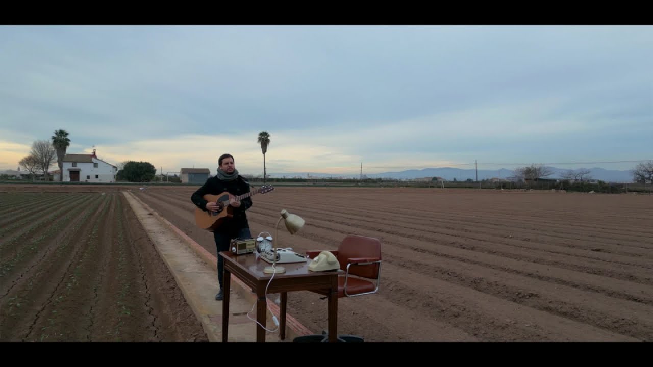 Pau Alabajos - Assumiràs la veu d'un poble