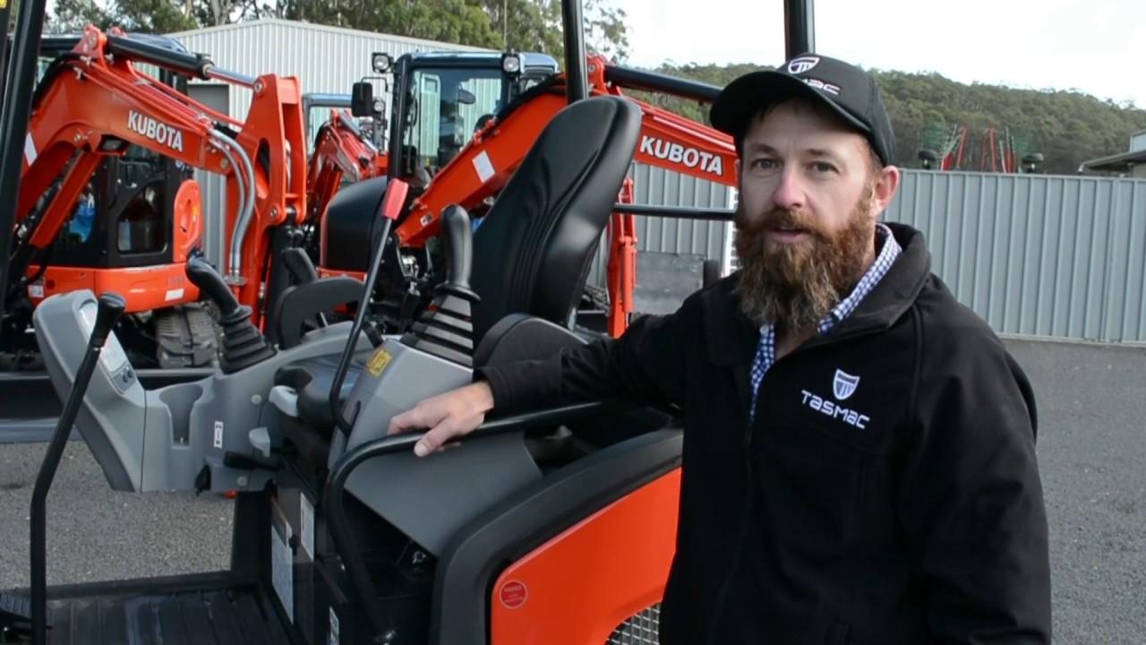 Walk Around of the KX018 Kubota Excavator with Travis