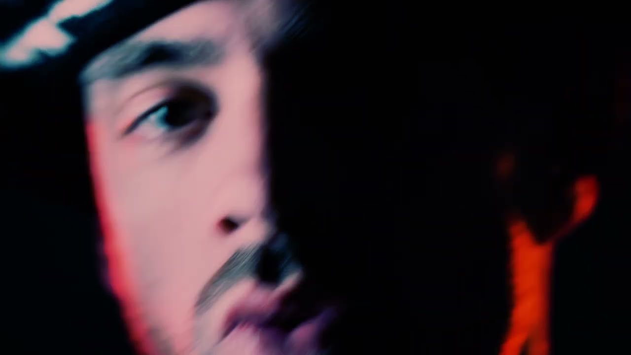 ISRAEL B, LOWLIGHT, BLACK MARFIL - LA LUZ (VISUALIZER)