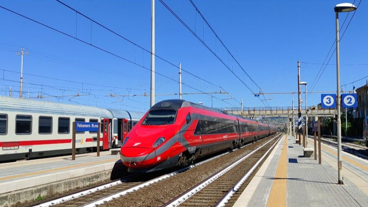 Una soleggiata e meravigliosa giornata in ADRIATICA: Il grande traffico di FALCONARA MARITTIMA!