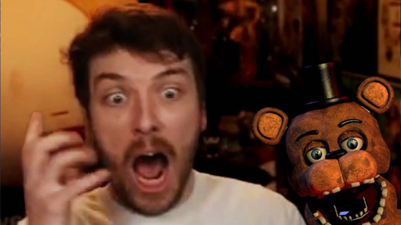 9 Minutes of Connor Losing His Mind in FNAF
