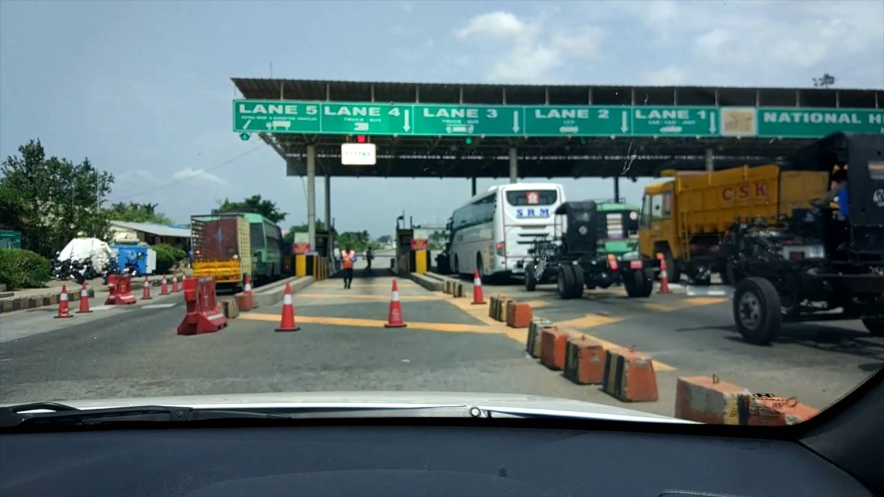 DID NOT STOP TO PAY AT THE TOLL !!!