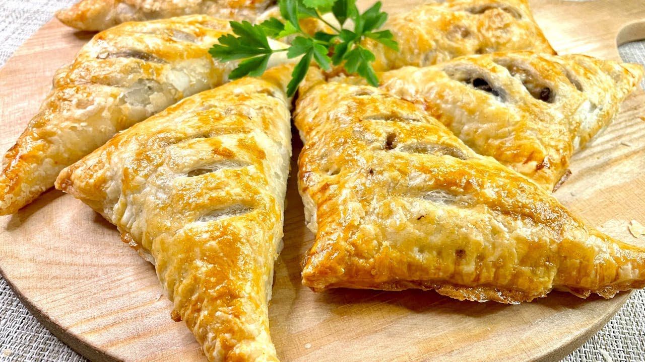 Как приготовить наивкуснейшие пирожки с грибами и курицей! Бы будете в восторге от этого рецепта!